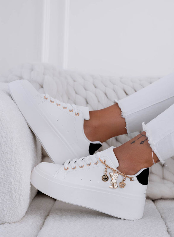 MARBELLA - White sneakers with black back and gold charms