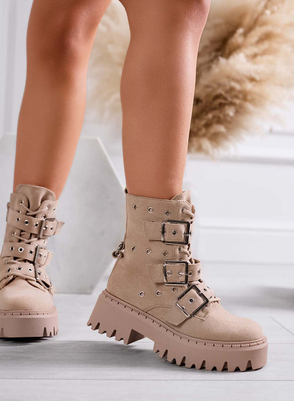 MIRIANA - Bottines beige style rangers Alexoo avec boucles