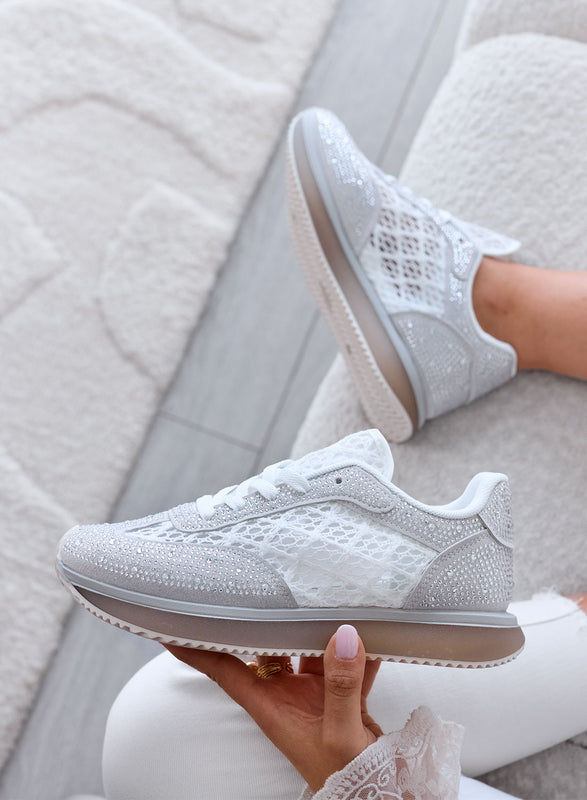 LORENA - Baskets grises avec dentelle blanche et strass lumineux