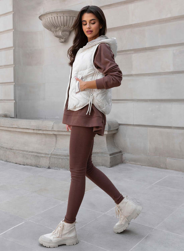 Ensemble deux pièces couleur boue avec leggings et maxi pull California