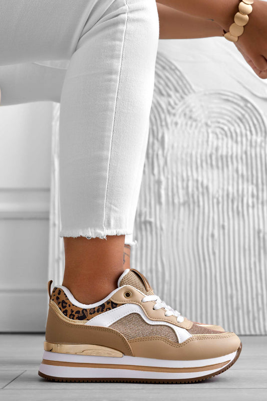 Zapatillas color barro con inserciones de estampado animal