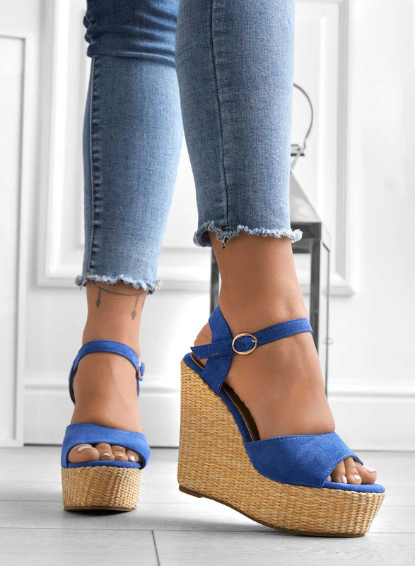 DAKOTA - Sandalias Alexoo azules con cuña