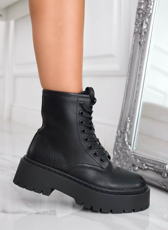 YARA - Alexoo black amphibious lace-up ankle boots