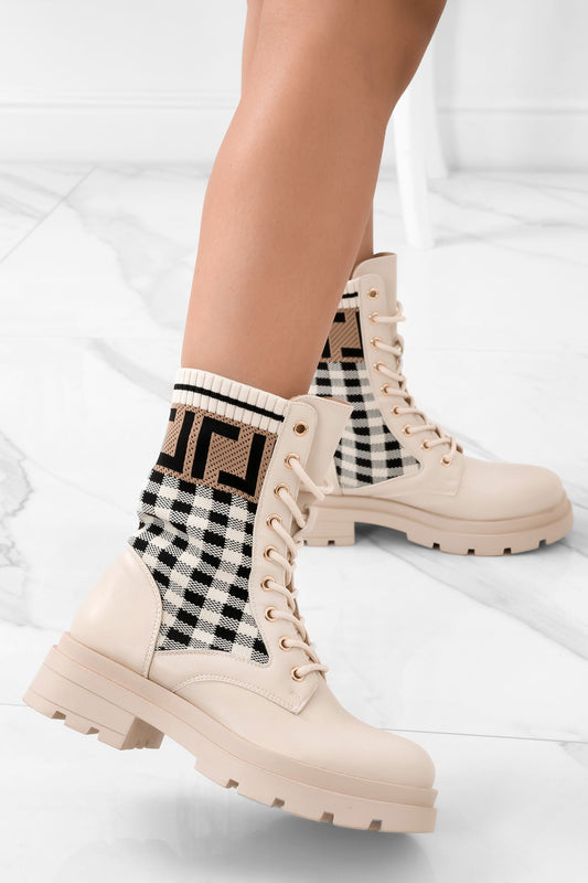 FAUSTA - Beige ankle boots with patterned details