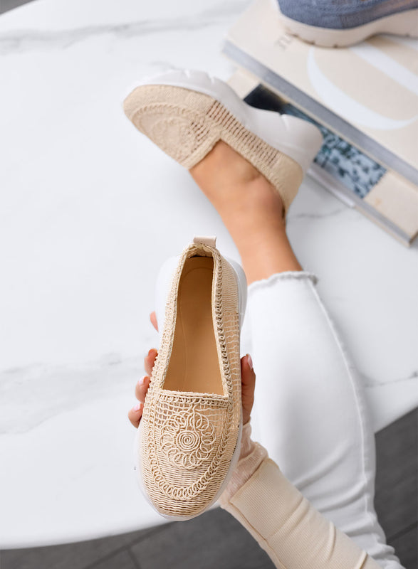 NASTIA - Beige slip-on loafers in crochet with perforated design and white chunky sole