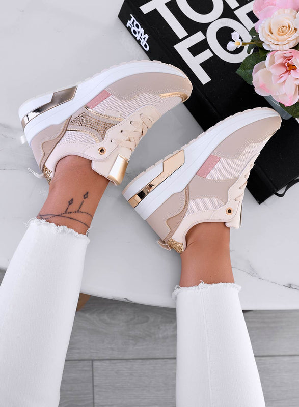 GRETA - Beige sneakers with wedge and gold inserts