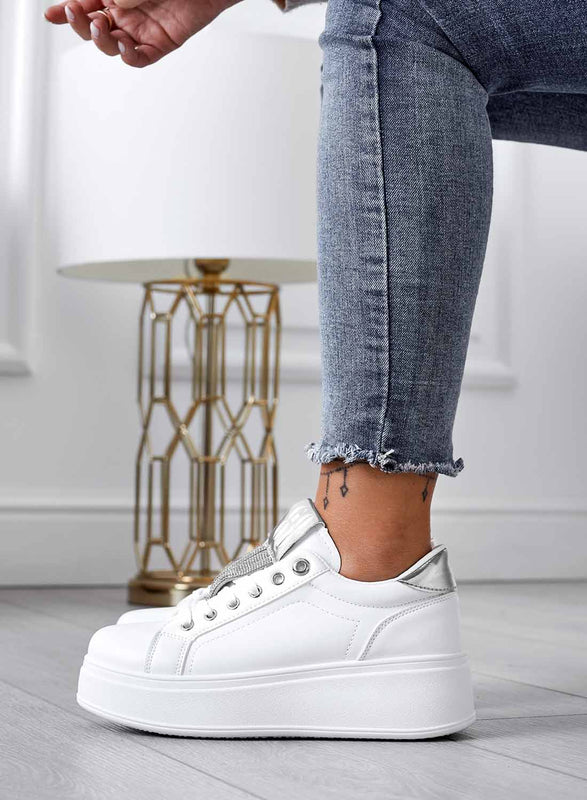 AMIRA - White sneakers with silver inserts and rhinestones