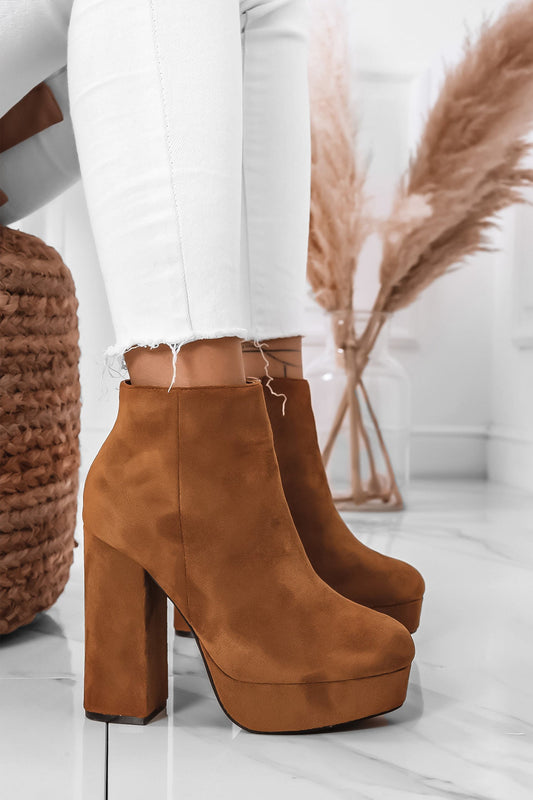 GOLDY - Camel suede ankle boots with block heel