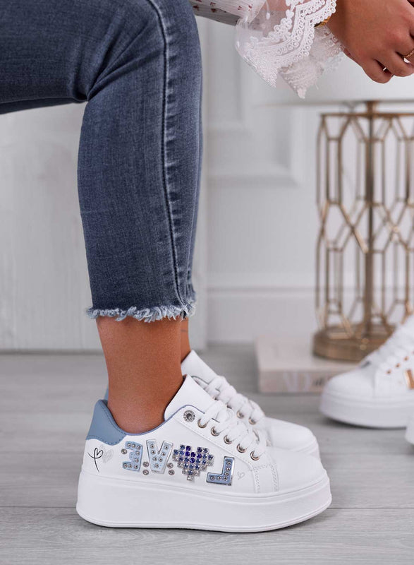 MIRTA - Sneakers bianche con retro azzurri e scritta love