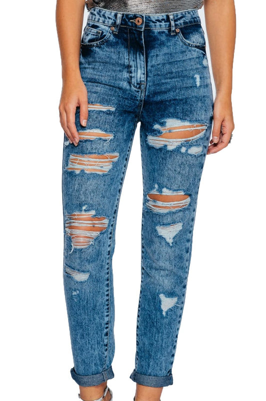 Jeans with rips
