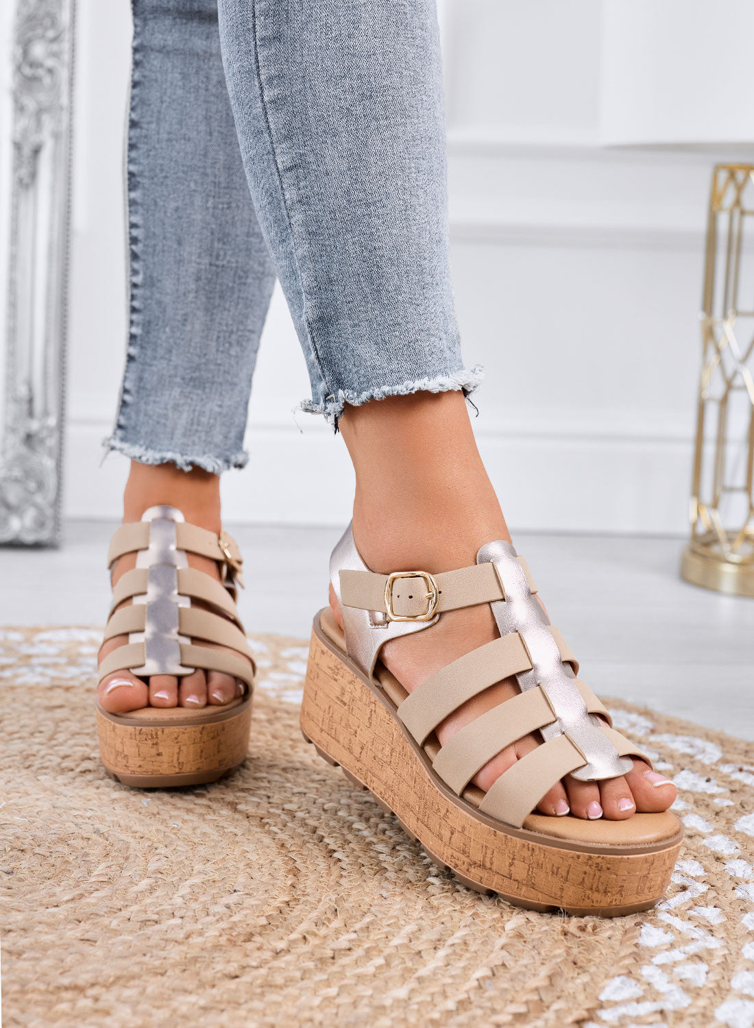 MATILDE – Beige wedge platform sandals with cork-effect sole