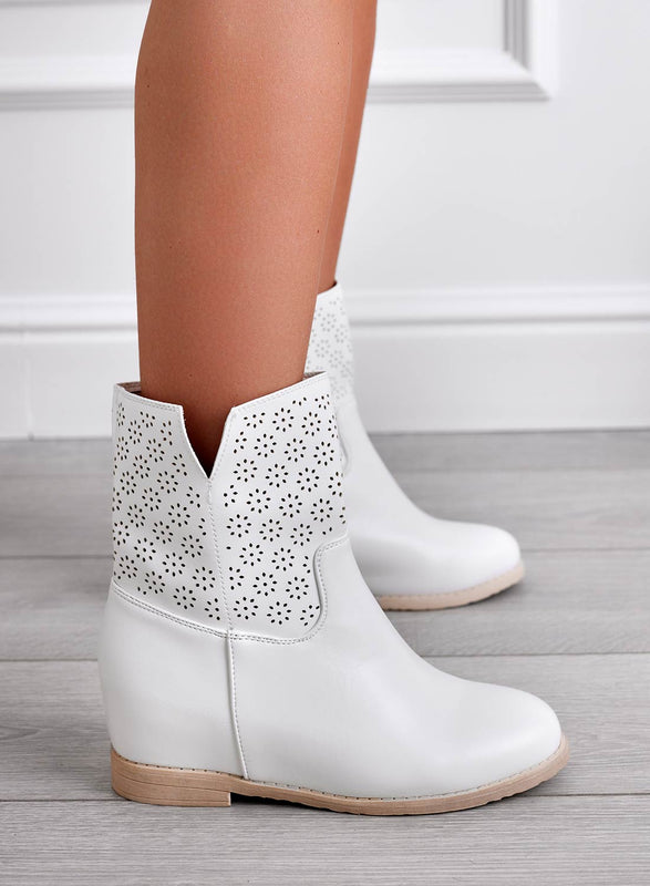 BEKY - White perforated ankle boots with internal wedge