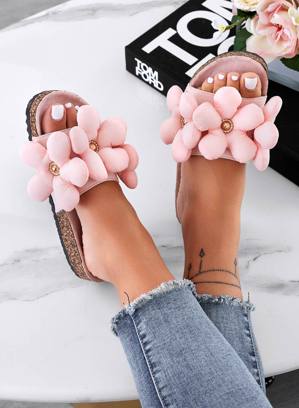 BARBARA - Pink slipper sandals with soft flowers