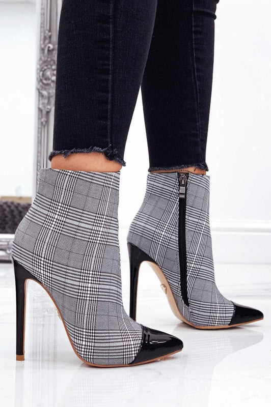 MANDY - Ankle boots in houndstooth with black patent leather heel and tiptoe