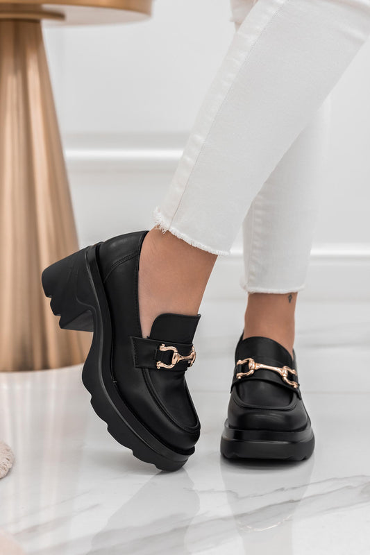 ALIDA - Black loafers with chunky sole and gold detail