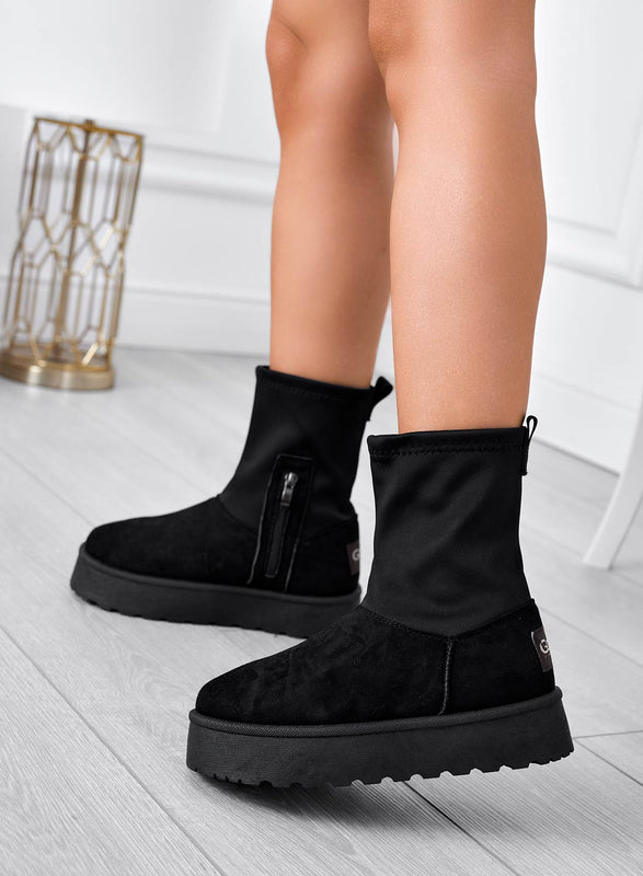 AMELIA - Black padded ankle boots