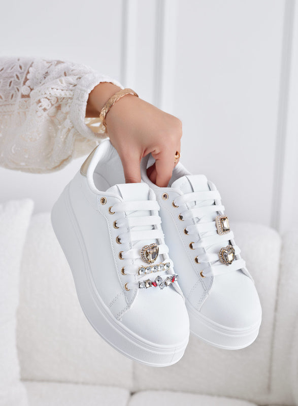 AMIS - White sneakers with gold back and jewel applications