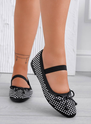 Ballerines noires ornées de bijoux avec nœud