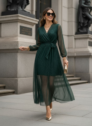 Long green dress in tulle with glitter