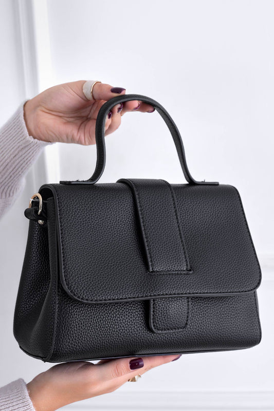 Black bag with shoulder strap B230