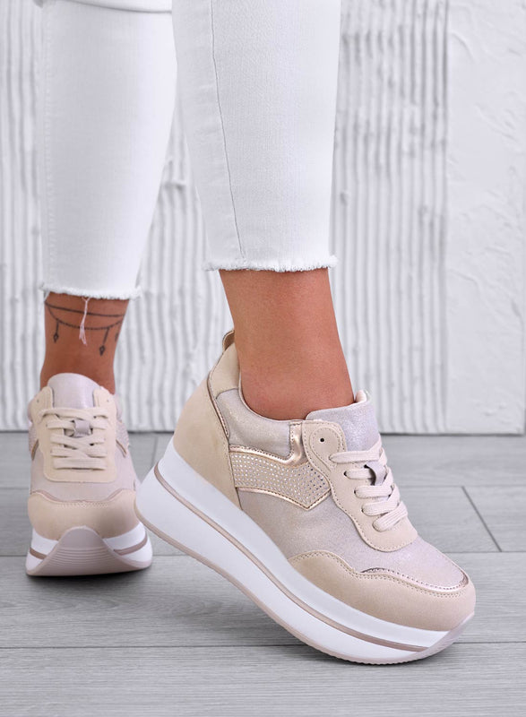 CAROLINE - Beige sneakers with white wedge and rhinestones