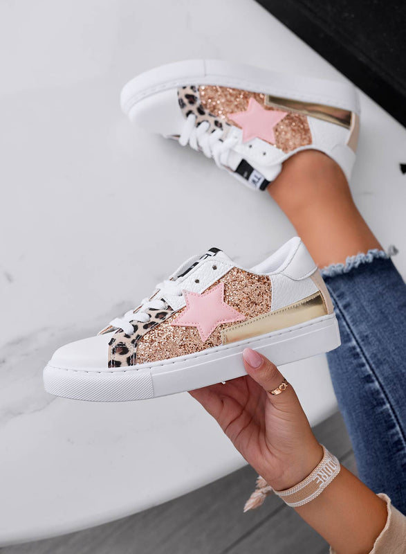 Sneakers bianche con stella e inserti glitter oro rosa