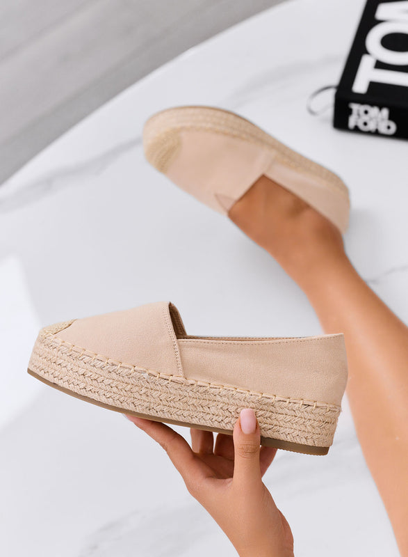 FIAMMA - Beige platform espadrilles with crochet toe and rope sole