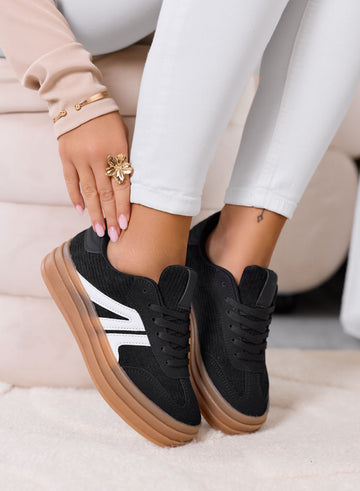 JOLENE - Baskets noires avec détails blancs et semelle plateforme
