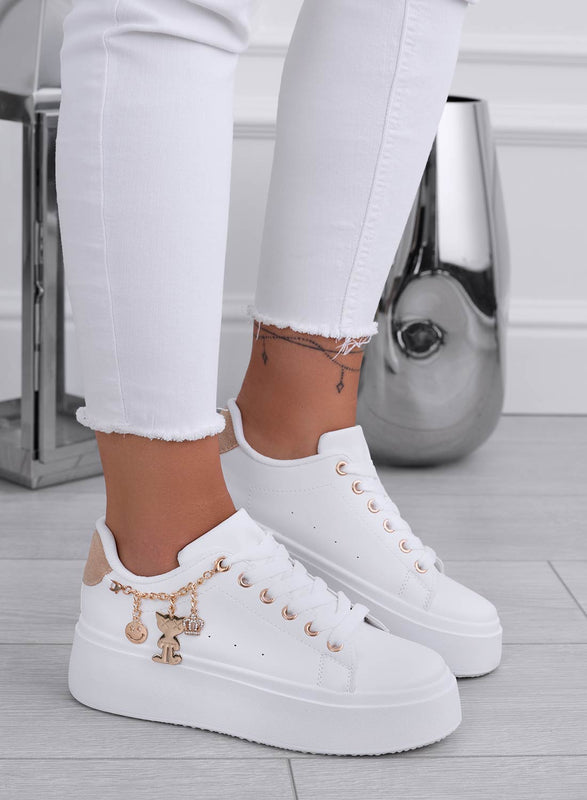 MARBELLA - White sneakers with mud back and gold charms