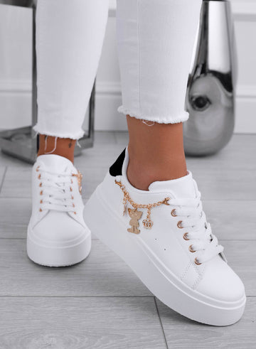 MARBELLA - White sneakers with black heel and gold charms