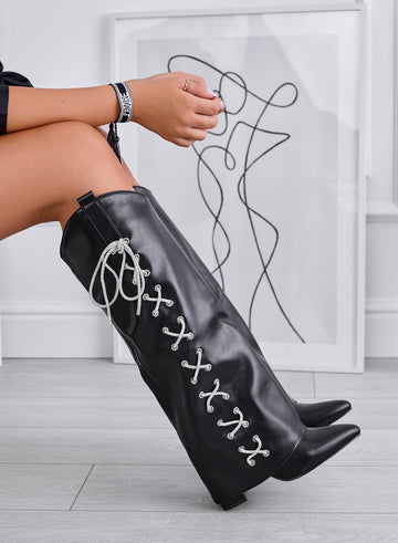 MARY - Bottes noires avec lacets bijoux latéraux