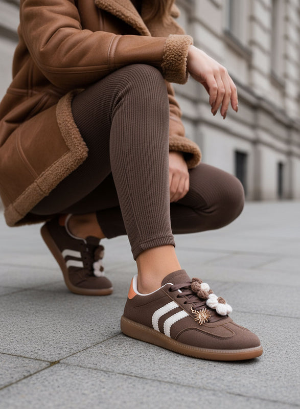 MELISSA - Brown and beige sneakers with crochet flowers