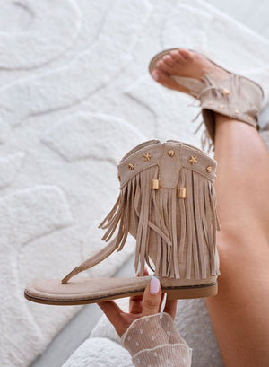 OLIVIA - Sandali beige con Frange e Borchie a stella
