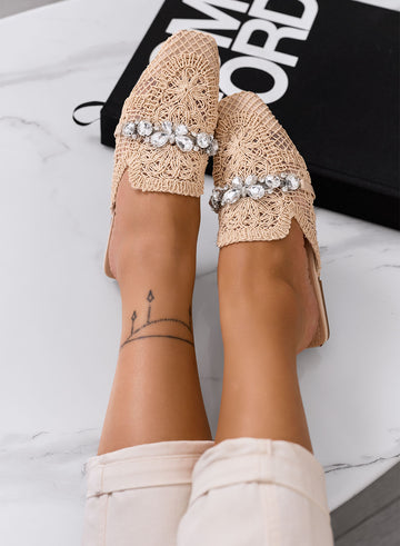 ORIETTA - Beige lace mules with rhinestones and square toe