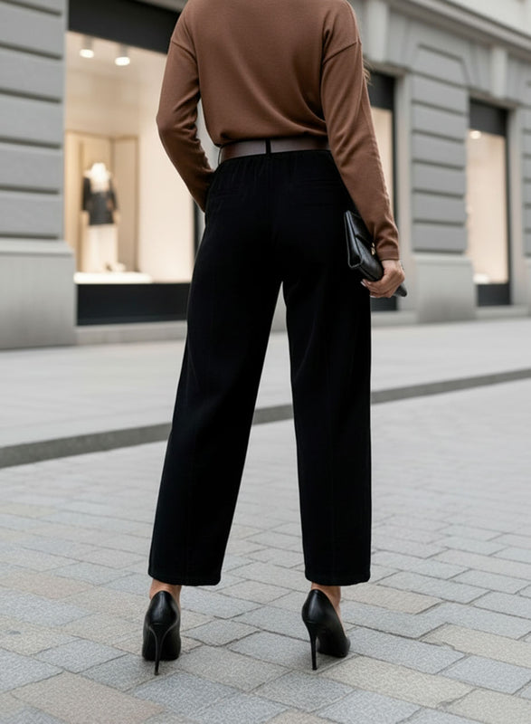 Pantalon noir côtelé avec ceinture