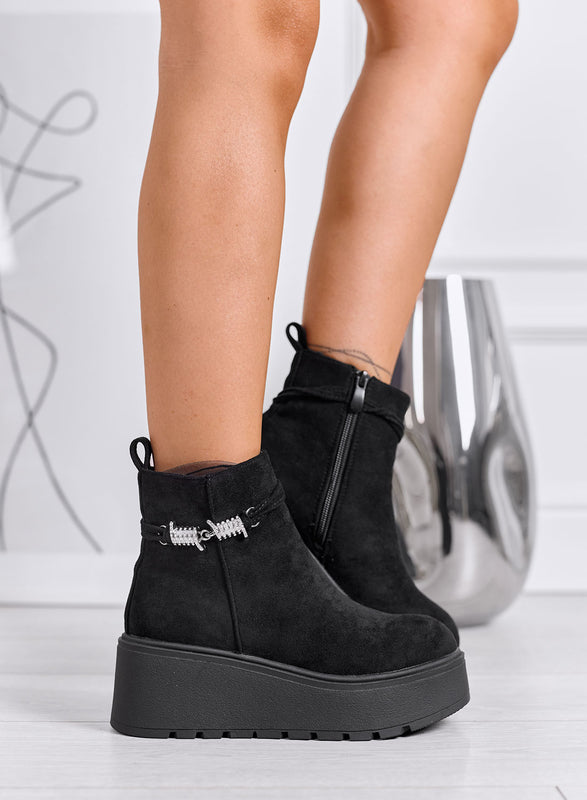 RITA - Black ankle boots with thick sole and jewel detail