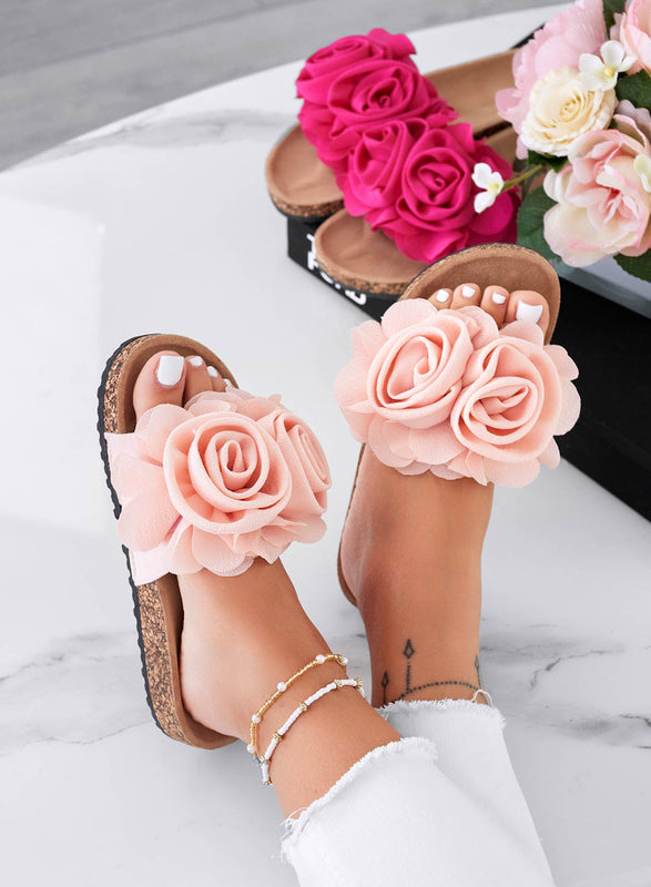 SUMMER - Pink slipper sandals with applied flowers