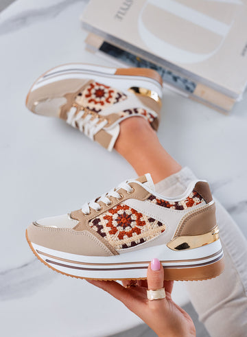 SUSY - Mud sneakers with embroidered inserts