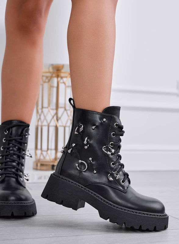 TAMARA - Bottines noires style biker avec applications argentées