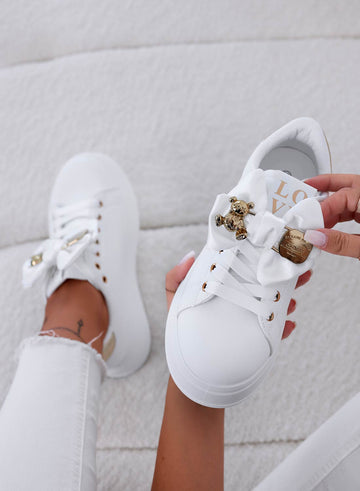 VANESSA - White sneakers with bow and gold teddy
