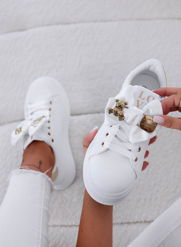 VANESSA - White sneakers with bow and gold teddy