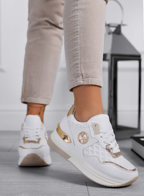 WALKER - Women's white sneakers with gold details and mesh pattern