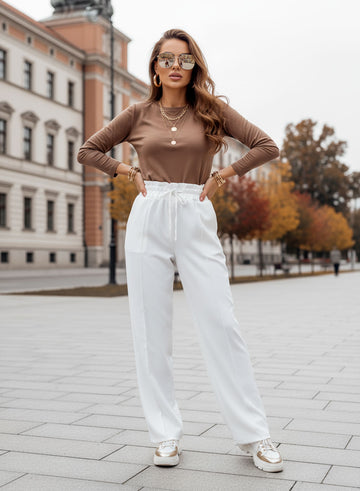 White trousers with elastic and drawstring waist