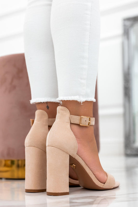TABITHA - Sandali beige Alexoo con cinturino e tacco comodo