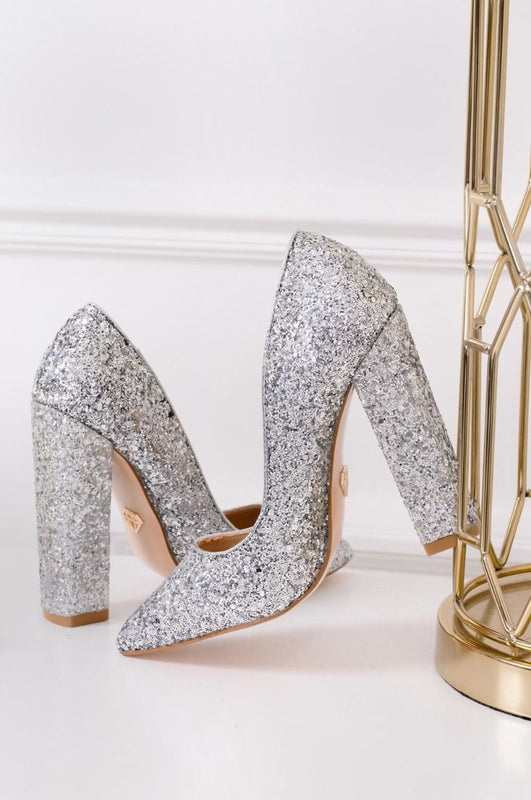 CAROLA - Silver glitter pumps with block heels