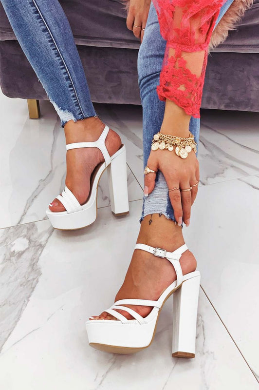 BROOKE - White patent leather sandals with high heels