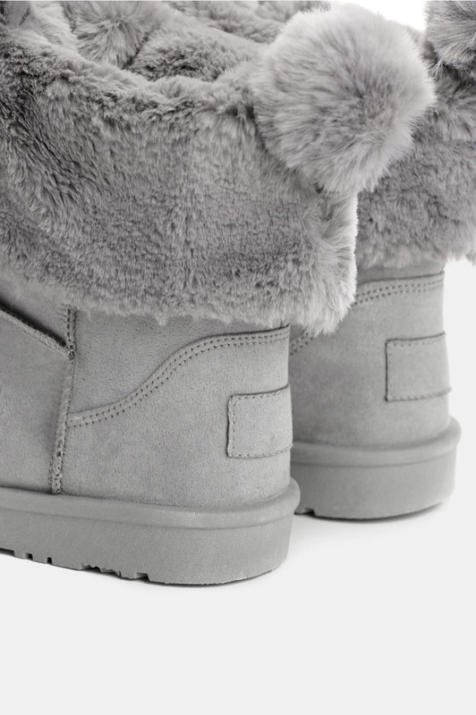 Grey snow boots with removable fur Elsa