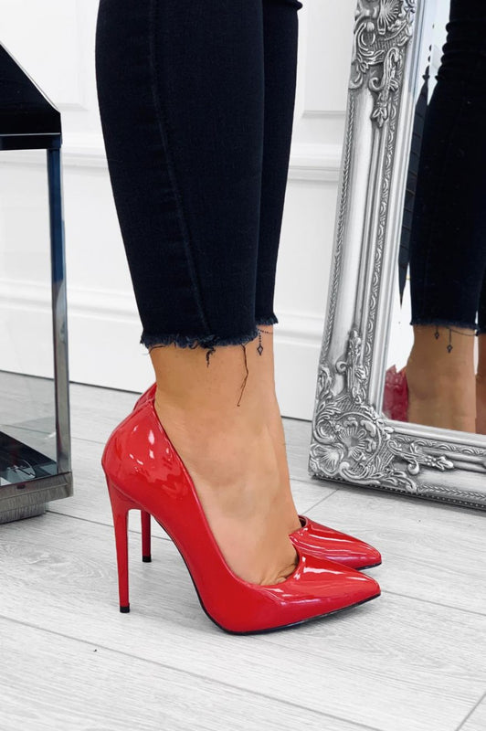 CETTE -  Red patent leather pumps with high heels