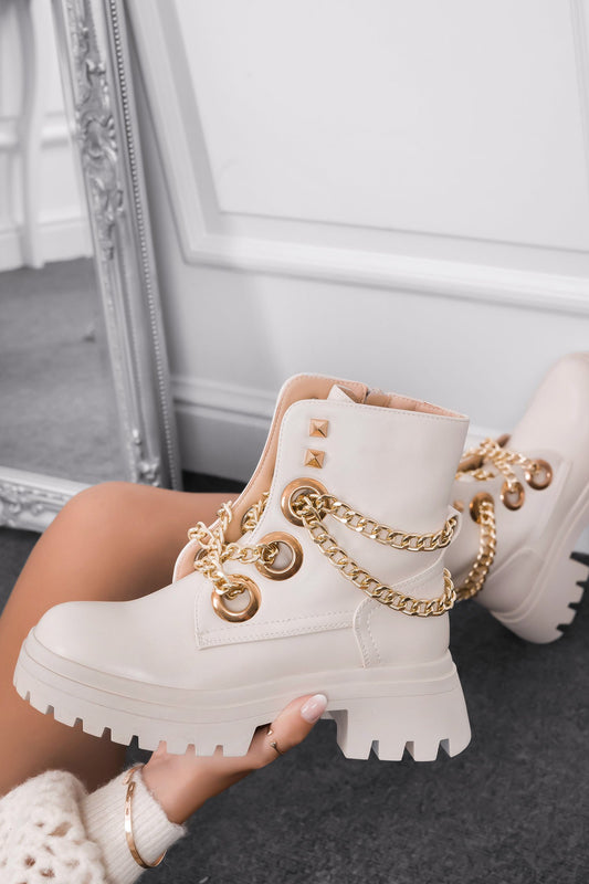 ASIA - Beige ankle boots with golden chains