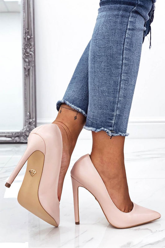 Pink faux leather pumps with high heel
